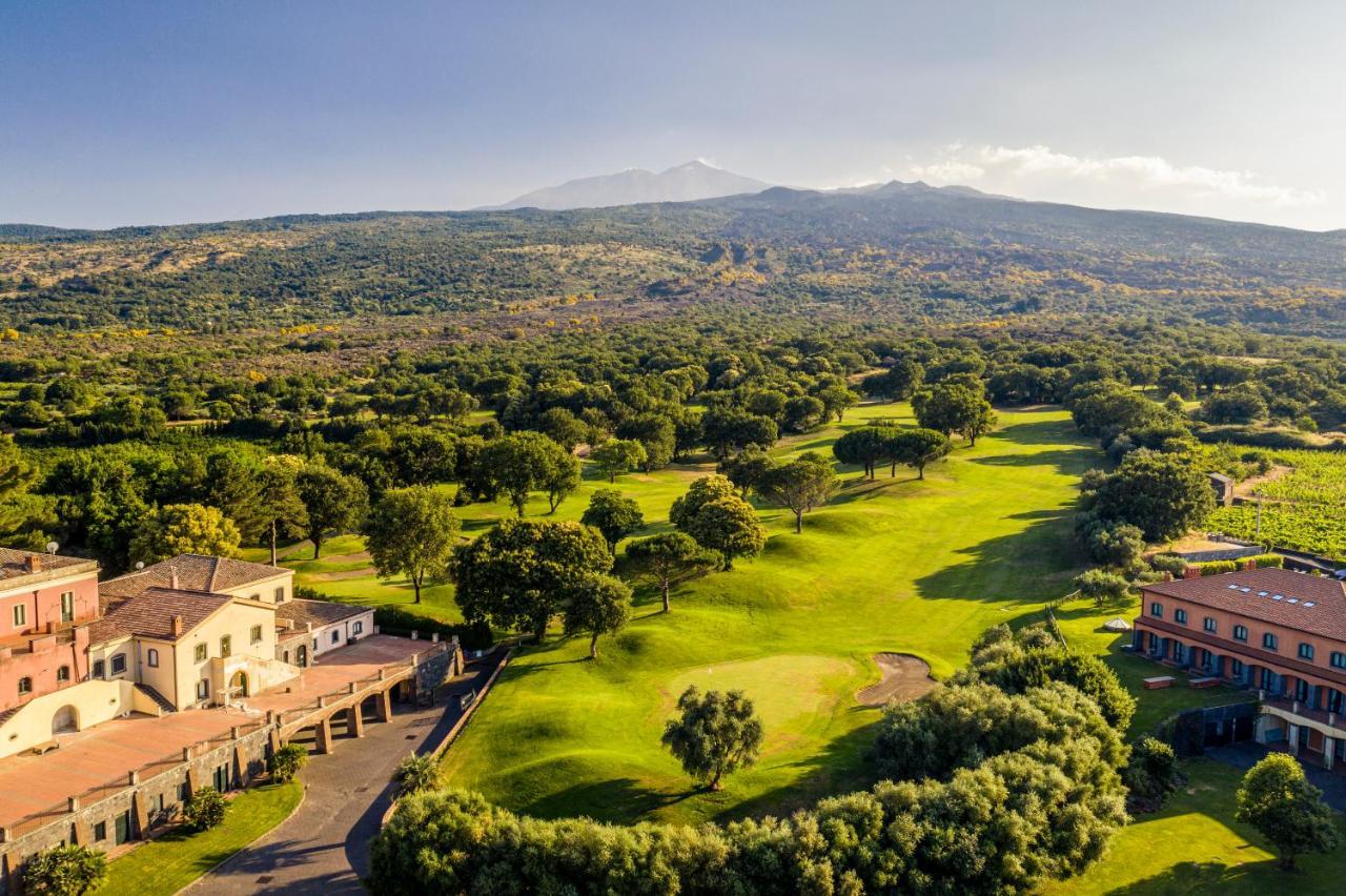 Il Picciolo Etna Golf Resort & Spa Castiglione De Sicilia Exterior foto